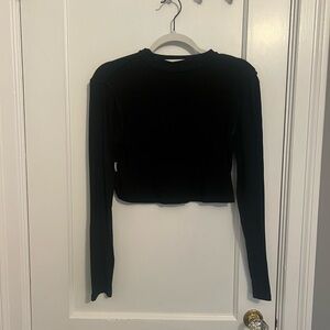 Black ribbed Long Sleeve Crop Top